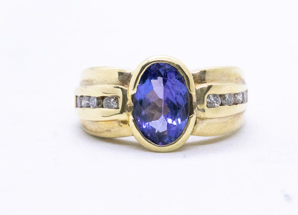 TANZANITE & DIAMONDS 14 KT GOLD RING