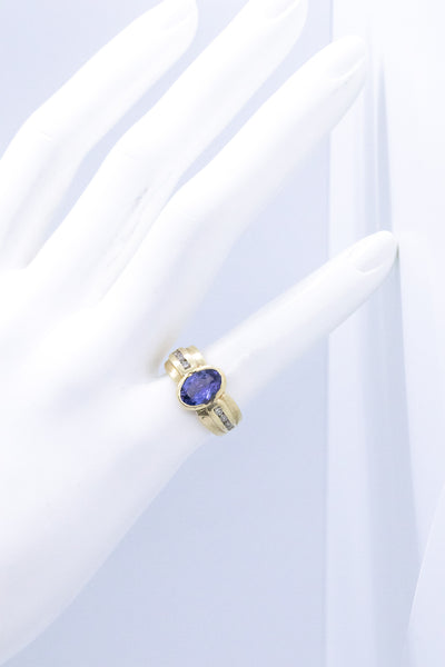TANZANITE & DIAMONDS 14 KT GOLD RING