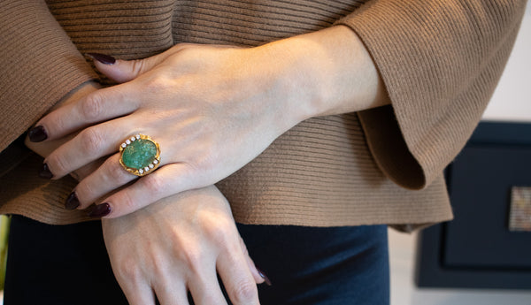 MODERNIST 18 KT COCKTAIL RING WITH 23.79 Ctw IN DIAMONDS & CARVED EMERALD GIA