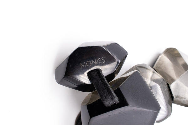 GERDA LYNGGAARD MONIES 1998 FRANCE VINTAGE GRAY SILVER & BLACK LUCITE NECKLACE