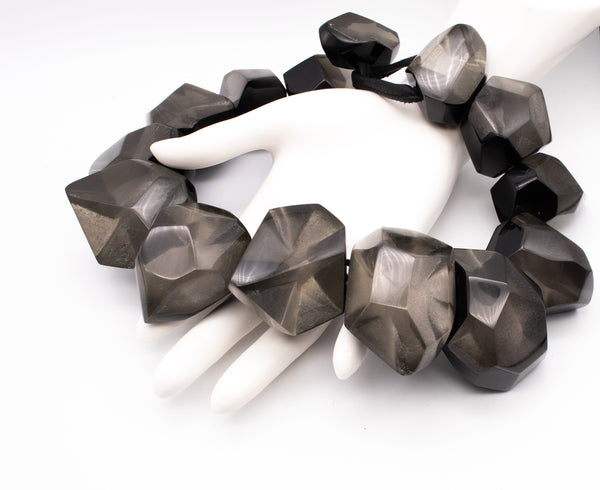 GERDA LYNGGAARD MONIES 1998 FRANCE VINTAGE GRAY SILVER & BLACK LUCITE NECKLACE