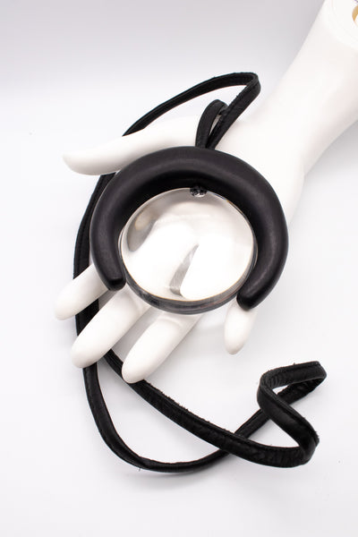 GERDA LYNGGAARD MONIES 1998 FRANCE VINTAGE LUCITE DISC & EBONY NECKLACE