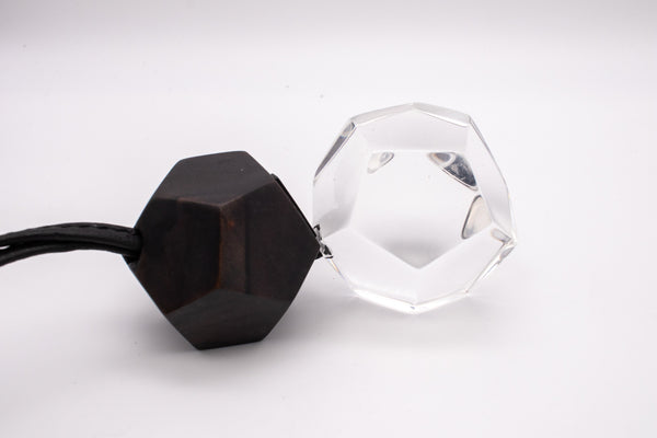 GERDA LYNGGAARD MONIES 1998 FRANCE VINTAGE LUCITE ROCK ROSE WOOD NECKLACE