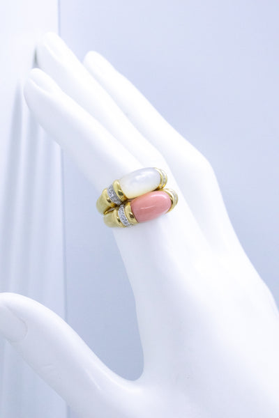 NICE 18 KT TWIN DIAMONDS RINGS WITH CORAL & WHITE NACRE