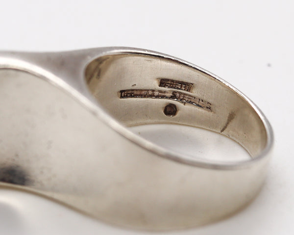 *Tiffany & Co. 1977 Elsa Peretti Rare Sculptural freeform Ring in Sterling Silver
