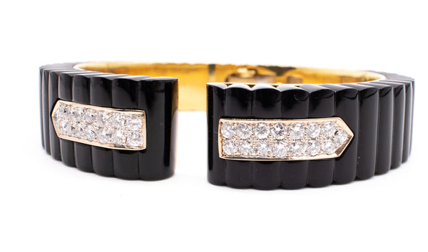 EUROPEAN MODERNIST 18 KT BRACELET WITH CARVED ONYX AND 2.10 Cts OF DIAMONDS