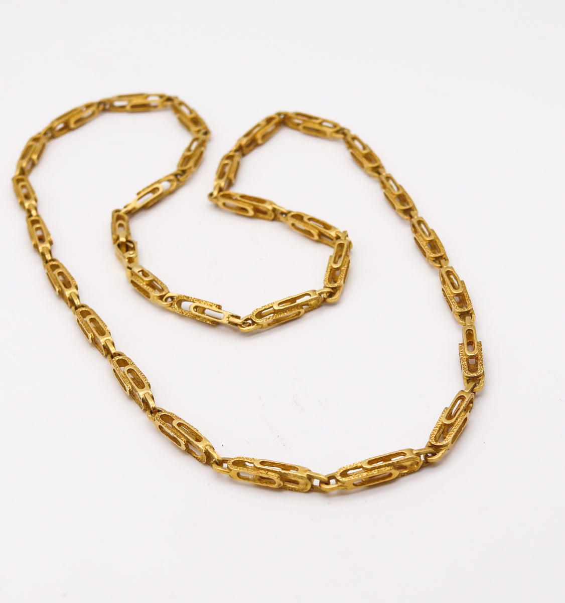 Ethel Tiessen 1973 Johannesburg Retro Modernist Sculpted Chain In Soli