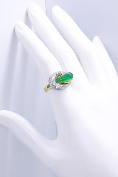 FRENCH 1950 GOLD & PLATNUM RING WITH 9.05 Cts CHRYSOPRASE AND DIAMONDS