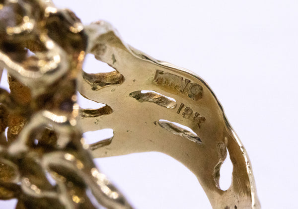 ARTHUR KING 18 KT GOLD RING WITH CORAL AND DIAMONDS