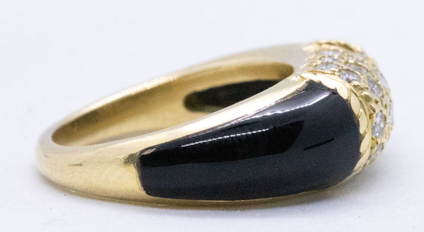 VAN CLEEF & ARPELS VCA 18 KT RING WITH DIAMONDS AND BLACK ONYX