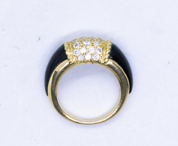 VAN CLEEF & ARPELS VCA 18 KT RING WITH DIAMONDS AND BLACK ONYX