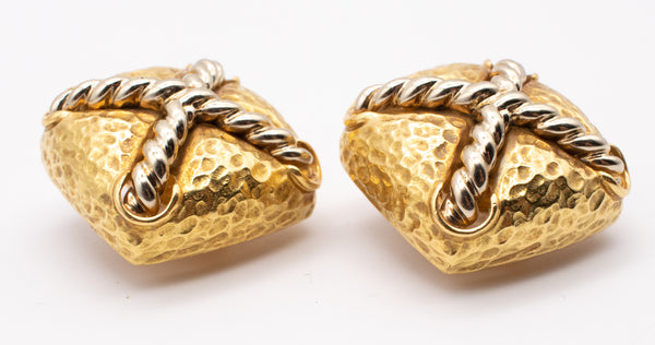 TIFFANY & CO 1960'S RETRO 18 KT GOLD BOLD TEXTURED EARRINGS