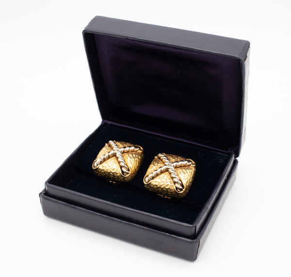 TIFFANY & CO 1960'S RETRO 18 KT GOLD BOLD TEXTURED EARRINGS