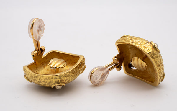 TIFFANY & CO 1960'S RETRO 18 KT GOLD BOLD TEXTURED EARRINGS