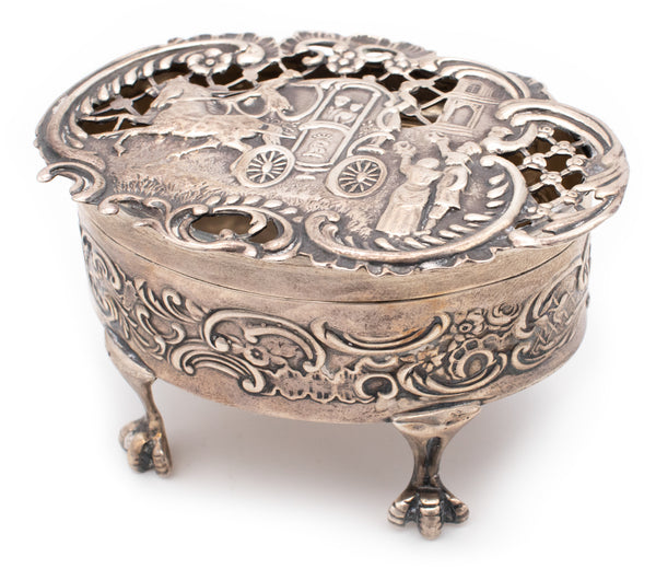 BRITISH ART NOVEAU BELLE EPOQUE 1905 STERLING SILVER FOOTED BOX WITH LID