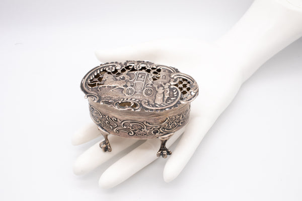 BRITISH ART NOVEAU BELLE EPOQUE 1905 STERLING SILVER FOOTED BOX WITH LID