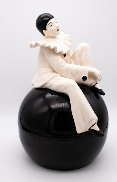 FRANCE 1950 CERAMIC RECIPIENT BOX WITH A SEATED HARLEQUIN CLOWN