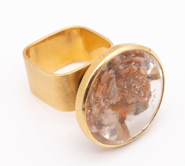 GERMAN 1970'S GEOMETRIC 18 KT KINETIC  SPINNING RING WITH A 25 Cts SAGENITIC QUARTZ