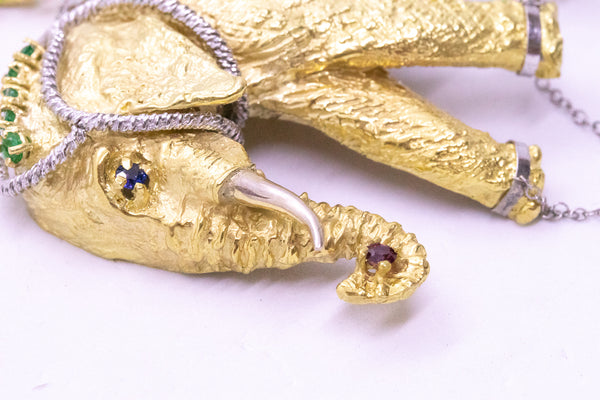MASSIVE 18 KT GOLD SAUTOIR WITH A JEWELED ELEPHANT PENDANT
