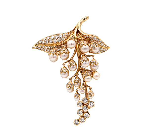 Rene Boivin Paris Gem Set Brooch In 18Kt Gold With 14.09 Ctw In Diamonds And Pearls
