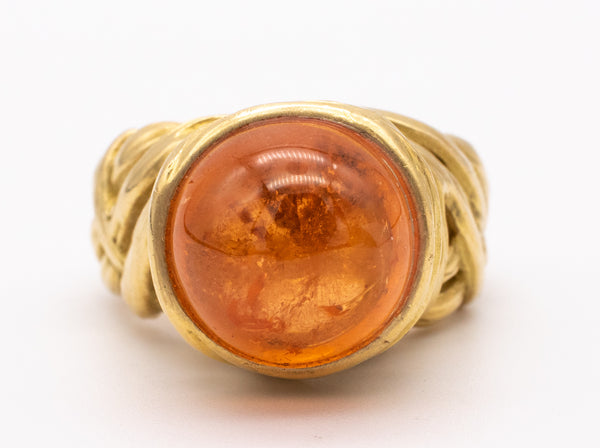 ANGELA CUMMINGS 18 KT GOLD RING WITH A 11.5 Cts MANDARIN GARNET