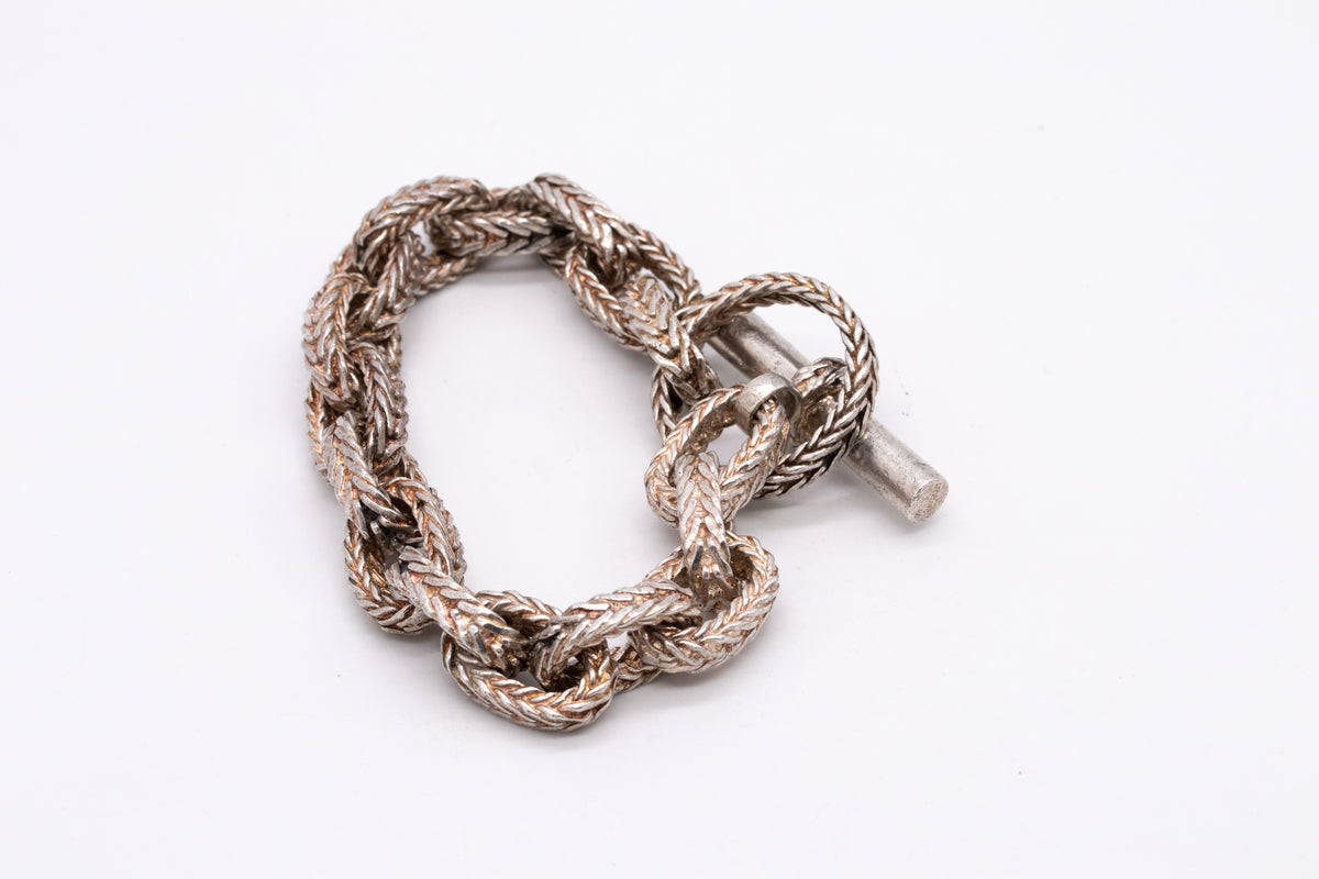 WELLENDORFF GERMANY TEXTURED CHAINED BRACELET IN .925 STERLING 