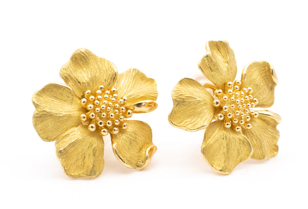 TIFFANY & CO. DOGWOOG 18 KT GOLD WILD ROSES FLOWERS EARRINGS