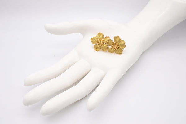 TIFFANY & CO. DOGWOOG 18 KT GOLD WILD ROSES FLOWERS EARRINGS