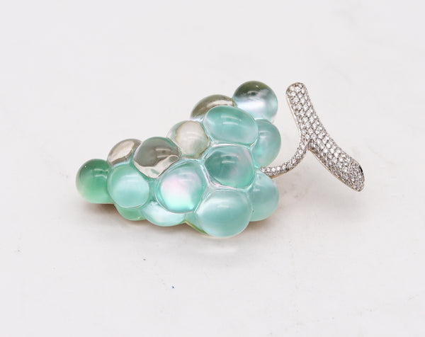 Vhernier Milano Grapes Brooch In 18Kt White Gold With 2.88 Cts In Diamonds And Quartz