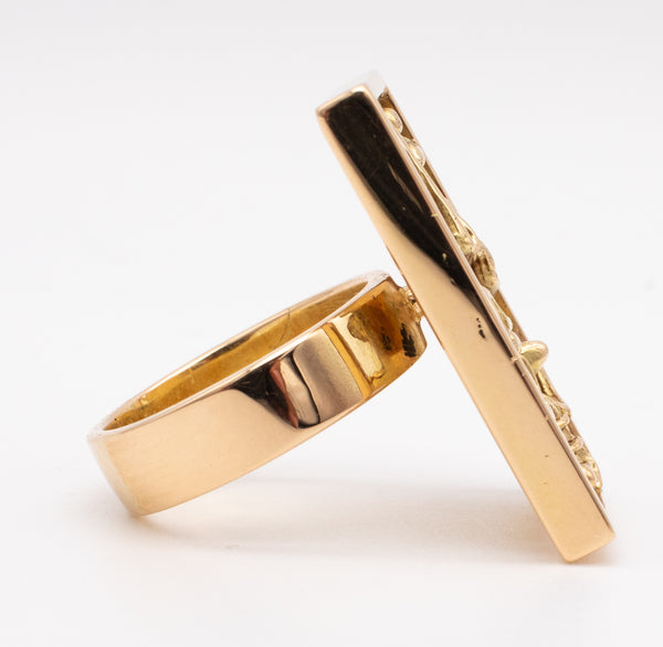 ARNALDO POMODORO EXTREMELY RARE SCULPTURAL RING IN 18 KT GOLD
