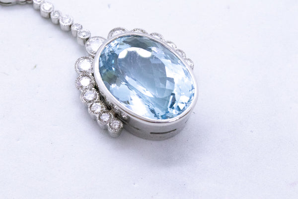ART DECO PLATINUM NECKLACE WITH 28.45 Cts OF DIAMOND & OVAL AQUAMARINE