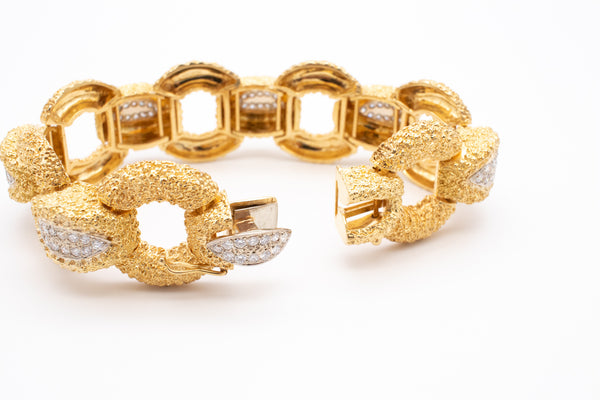 BIRKS 1960'S MID CENTURY 18 KT GOLD AND PLATINUM BRACELET WITH 3.36 Cts IN DIAMONDS