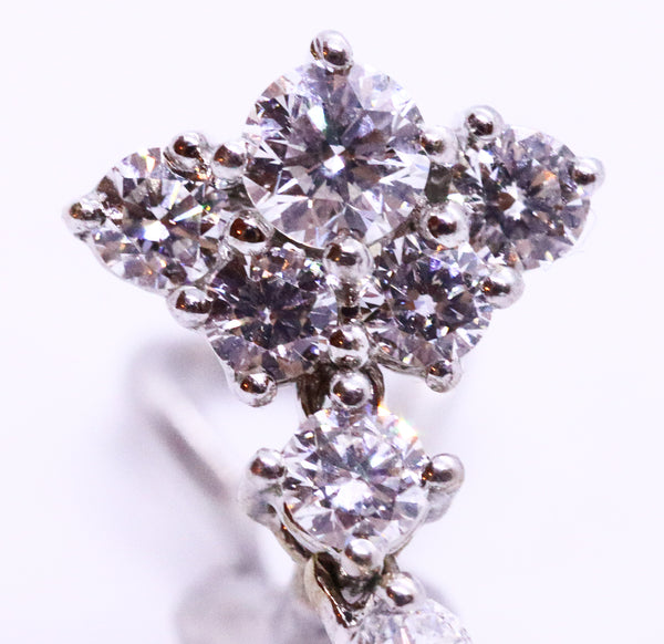 PLATINUM EARRINGS 1950'S WITH EXCEPTIONAL CASCADE OF DIAMONDS