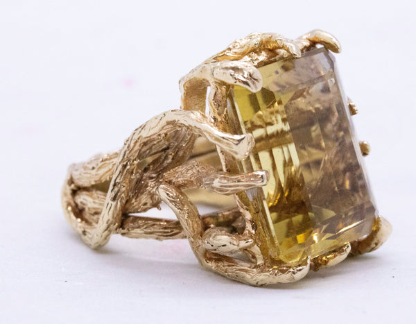 MODERNIST 18 KT ORGANIC 1960 RING WITH 26.51 Cts CITRINE