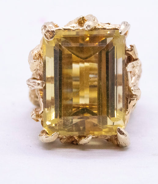 MODERNIST 18 KT ORGANIC 1960 RING WITH 26.51 Cts CITRINE