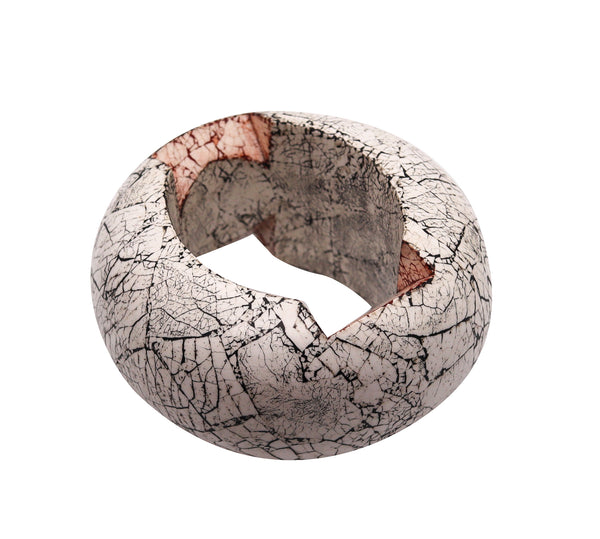 Thomas Gentille 1970 Crackled Egg Shells Pendant Bangle Bracelet In Carved Wood