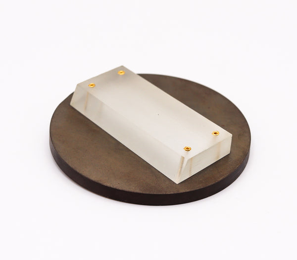 Thomas Gentille 1970 Geometric Round Brooch In 18kt Gold Frosted Lucite Bronze And Copper