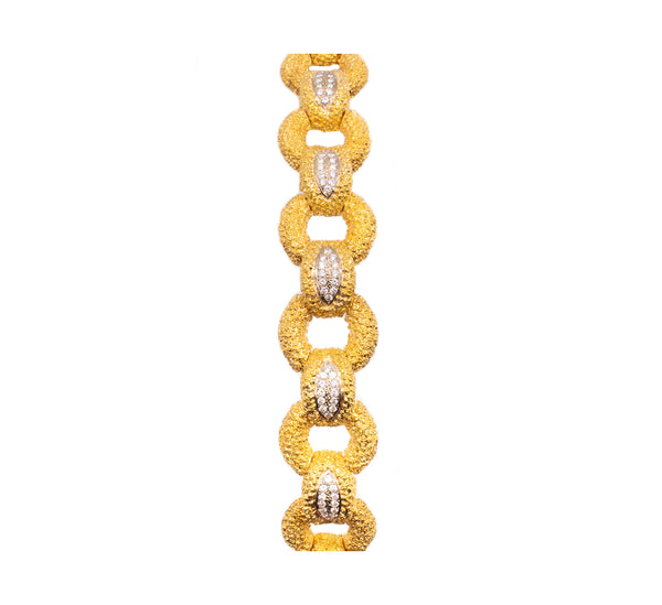 BIRKS 1960'S MID CENTURY 18 KT GOLD AND PLATINUM BRACELET WITH 3.36 Cts IN DIAMONDS