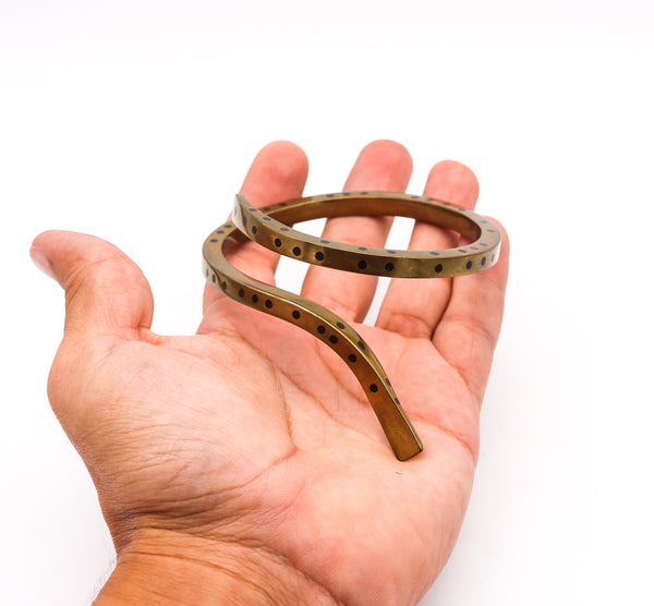 Thomas Gentille 1970 Sculptural Bangle Bracelet In Brass And Ebony wood