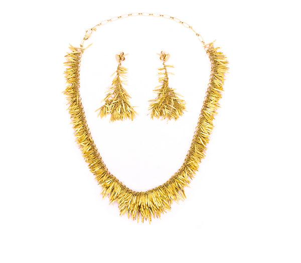 H. STERN RARE 18 KT BRUSHED FEATHERS GOLD SUITE OF NECKLACE & EARRINGS