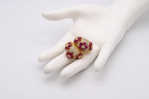 BOMBE CLUSTER EARRINGS IN 18 KT GOLD WITH 25.18 Ctw IN DIAMONDS AND RUBIES