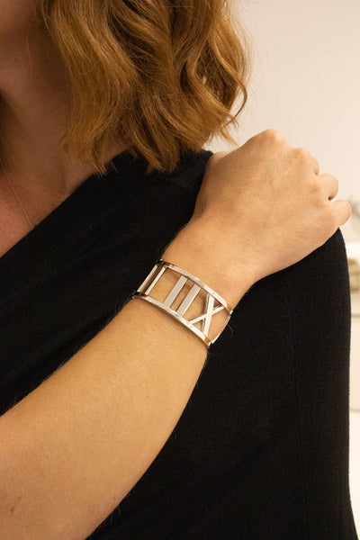 TIFFANY & CO 18 KT WHITE GOLD ATLAS COLLECTION BRACELET CUFF