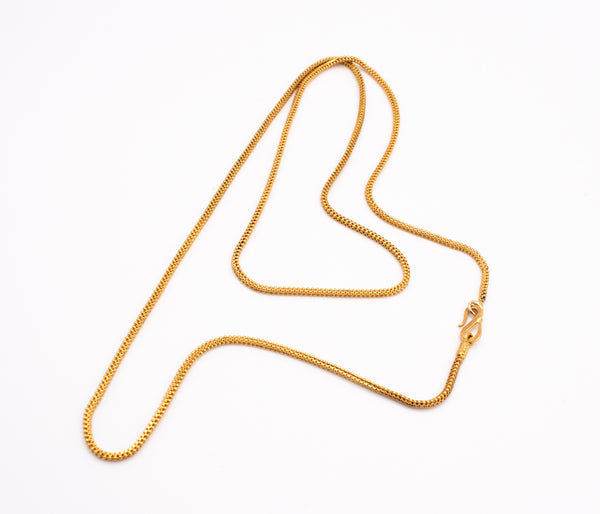 HAMMERED HAND MADE ORIENTAL MIDDLE EAST LONG CHAIN IN 22 KT GOLD