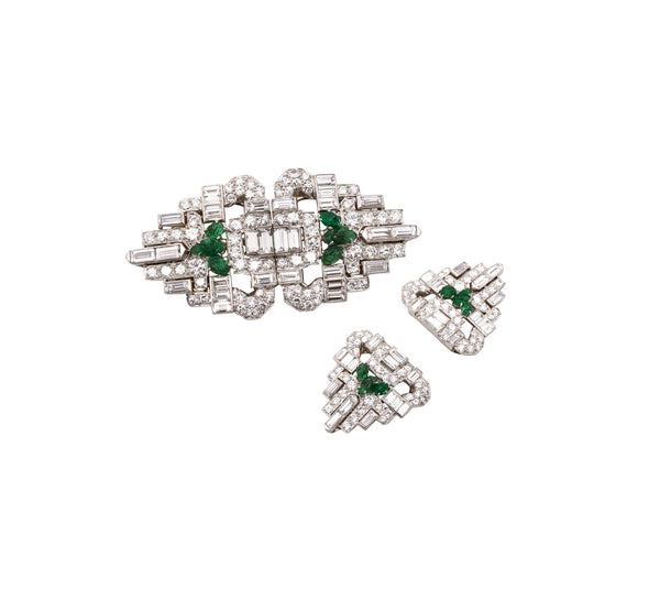 OSCAR HEYMAN 1930 ART DECO PLATINUM CONVERTIBLE CLIPS WITH 8.96 Ctw IN CARVED EMERALDS & DIAMONDS