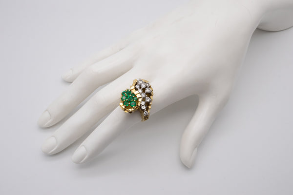 Modernist 1970 Bold Cocktail Ring In 18Kt With 3.15 Cts Of Diamonds And Emeralds