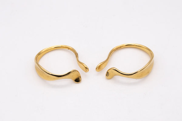 TIFFANY & CO. 1980 By Elsa Peretti Rare Lilies Hoops Earrings In Solid 18Kt Yellow Gold