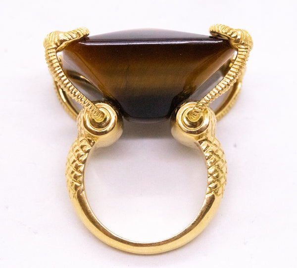 GUCCI ITALY 18 KT GOLD HORSE BIT RING WITH A MASSIVE TIGER EYE
