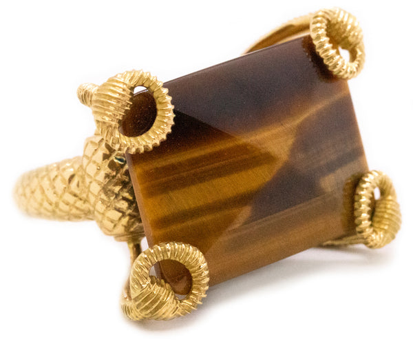 GUCCI ITALY 18 KT GOLD HORSE BIT RING WITH A MASSIVE TIGER EYE