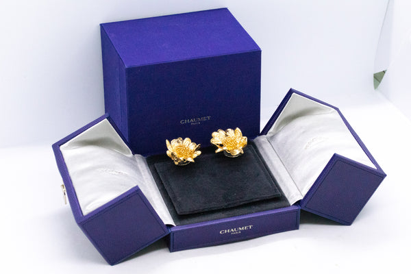 CHAUMET PARIS 1964 RARE 18 KT GOLD LARGE FLORAL EARRINGS
