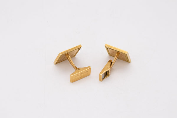 Maison Gerard 1970 Paris 18Kt Yellow Gold Cufflinks With 1.28 Cts Of VS Diamonds